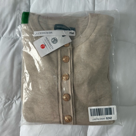 NWT BEIGE SWEATER BUTTON DOWN DRESS SIZE LARGE - Picture 2 of 2